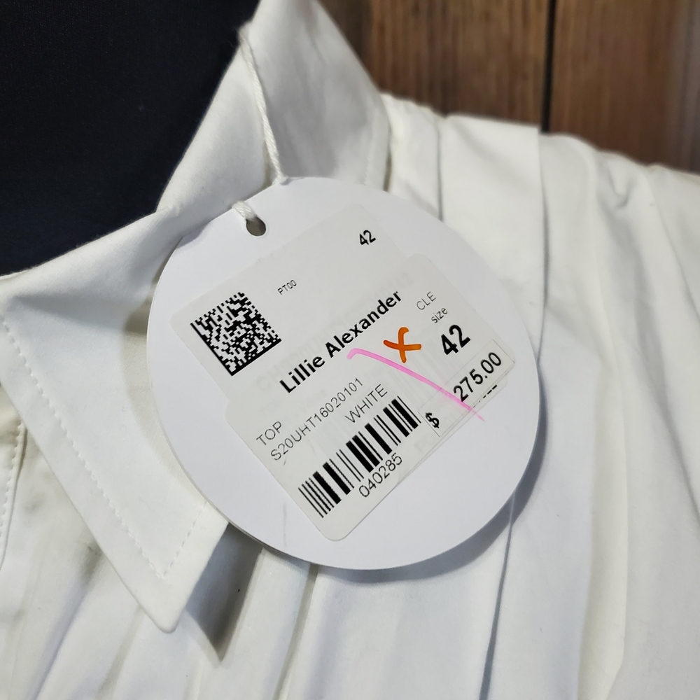 LAST CHANCE Chloe White Sleeveless Collar Button Down Shirt - Picture 3 of 4